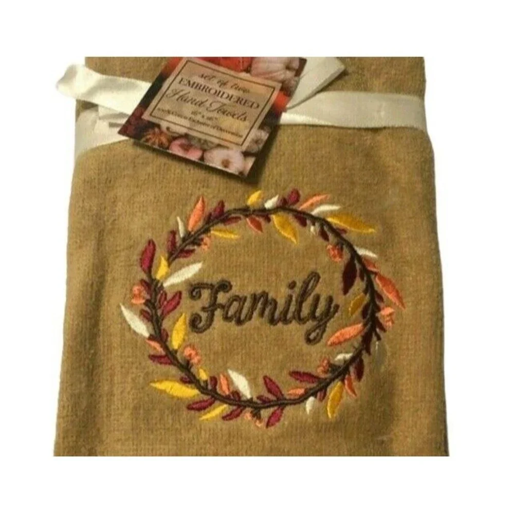 Thanksgiving Hand Towels Embroidered Bathroom Beige Harvest Family Fall Set of 2